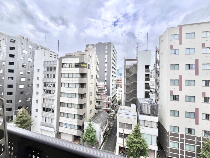 物件内観写真18　(室内からの展望)