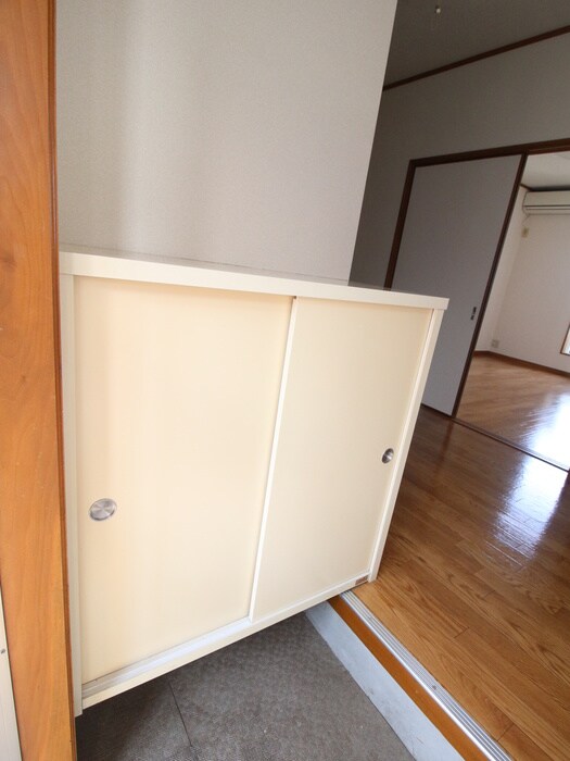 物件内観写真18　(靴箱)