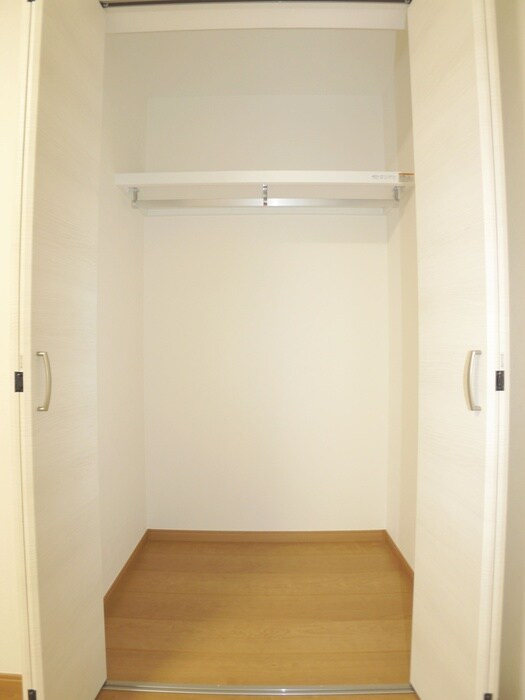 物件内観写真16　(収納)