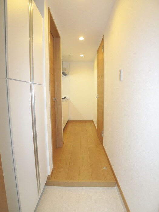 物件内観写真19　(玄関)