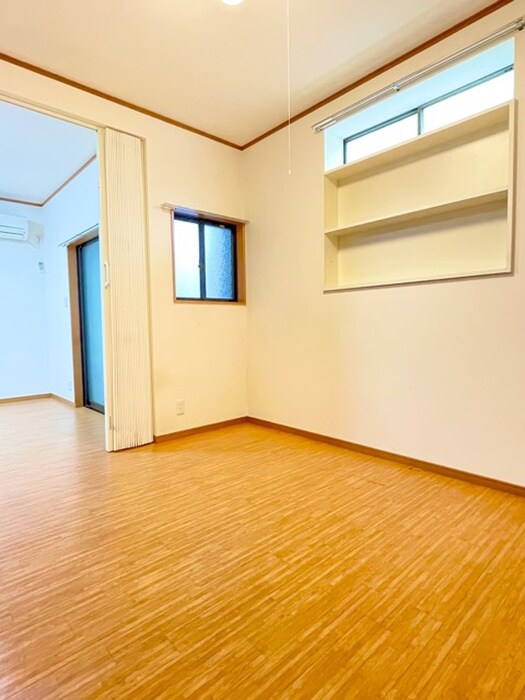 物件内観写真14　(居室)