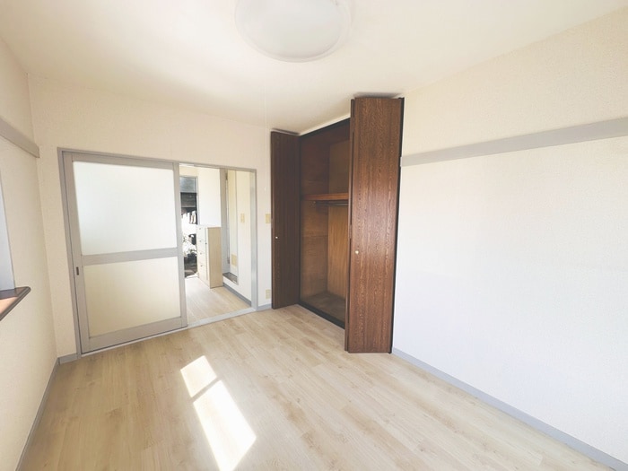 物件内観写真9　(居室)