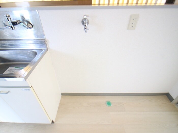 物件内観写真15　(洗濯機置場)