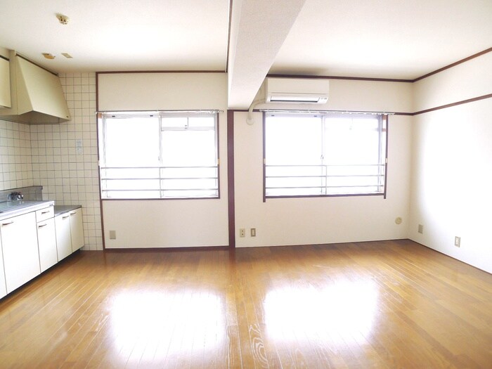 物件内観写真10　(居室)