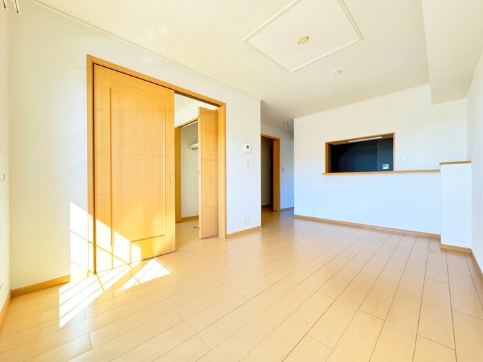 物件内観写真7　(居室)