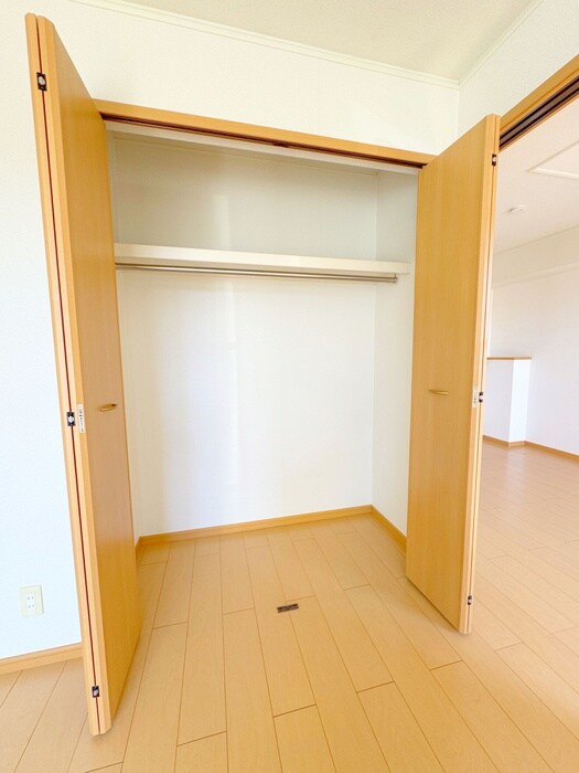物件内観写真15　(収納)