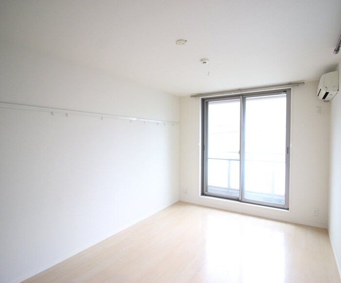 物件内観写真10　(居室)