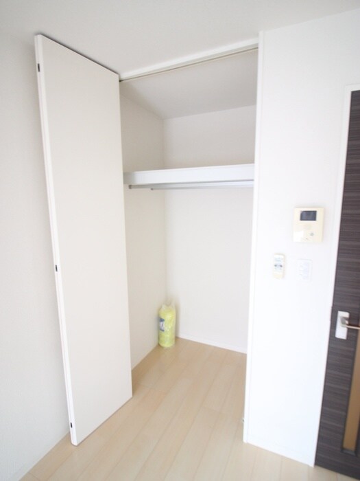 物件内観写真16　(収納)