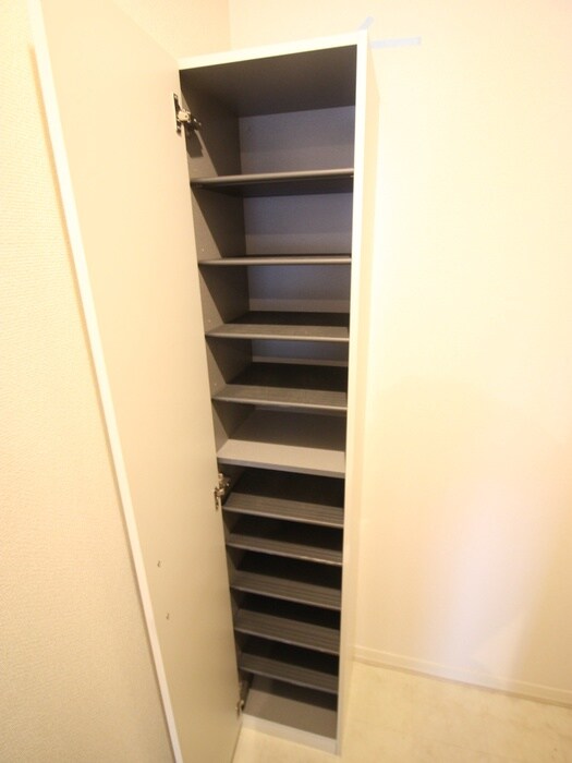 物件内観写真18　(靴箱)