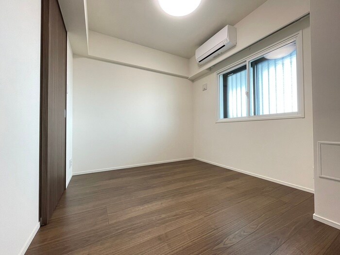 物件内観写真10　(居室)