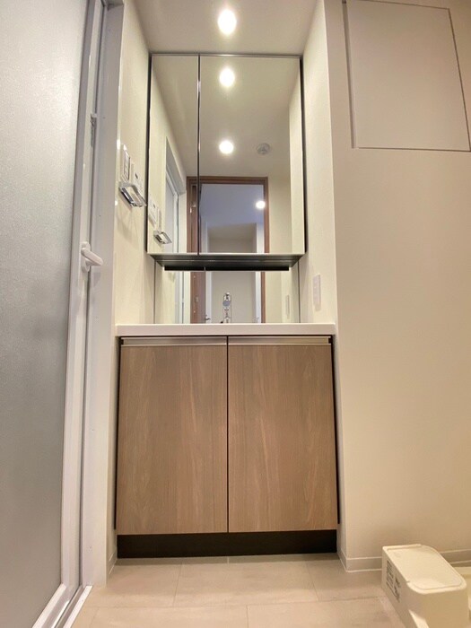 物件内観写真12　(洗面)