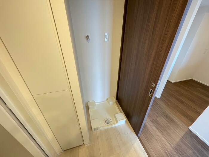 物件内観写真15　(洗濯機置場)