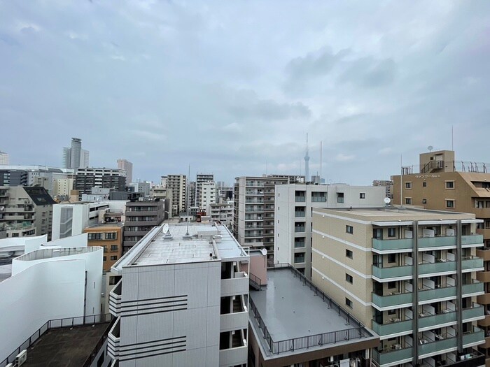 物件内観写真16　(室内からの展望)