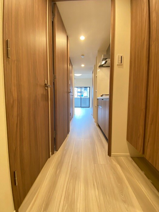 物件内観写真18　(廊下)