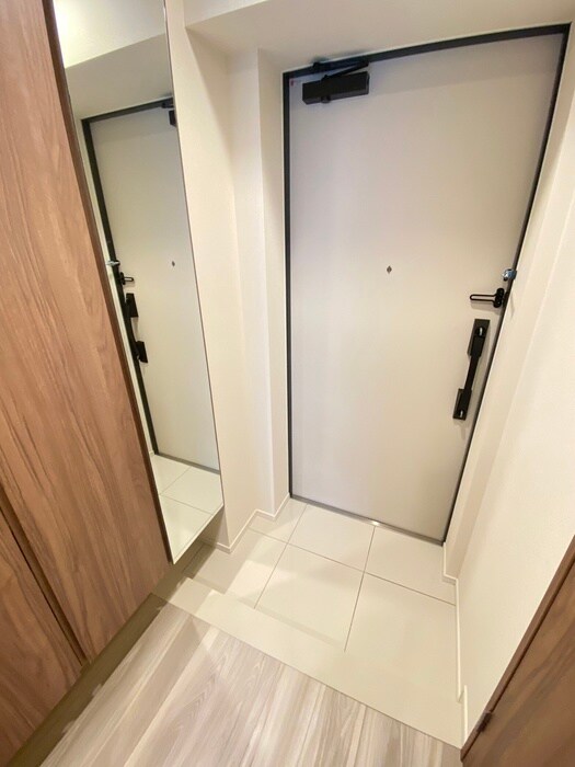 物件内観写真19　(玄関)