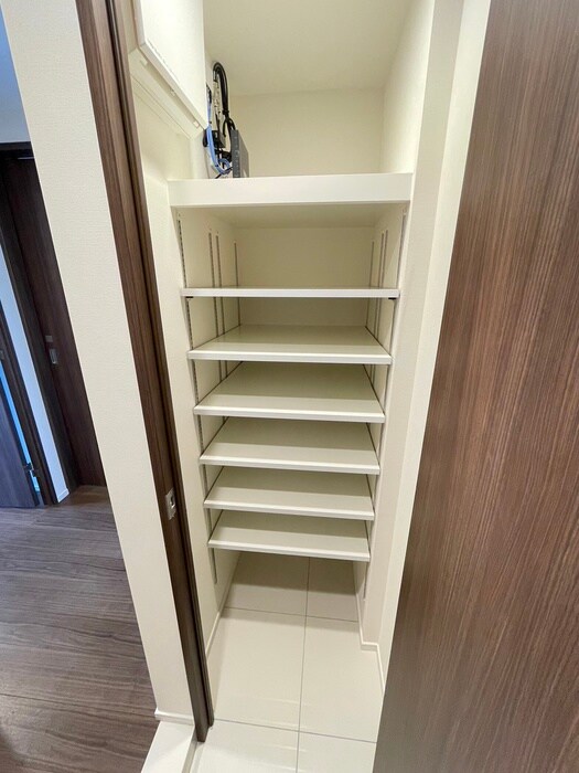 物件内観写真19　(靴箱)