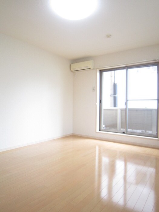 物件内観写真12　(ベランダ・バルコニー)