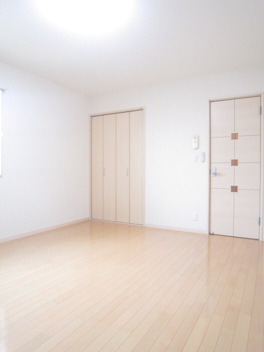 物件内観写真13　(室内からの展望)