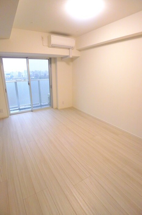 物件内観写真16　(室内からの展望)