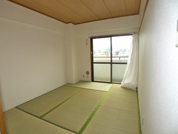 物件内観写真10　(居室)