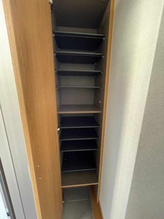 物件内観写真17　(靴箱)