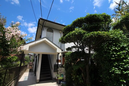 メゾン人見外観写真