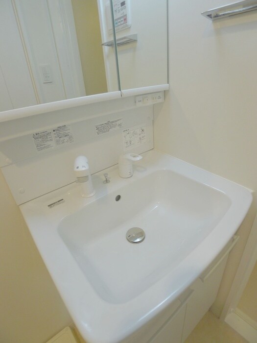 物件内観写真12　(洗面)