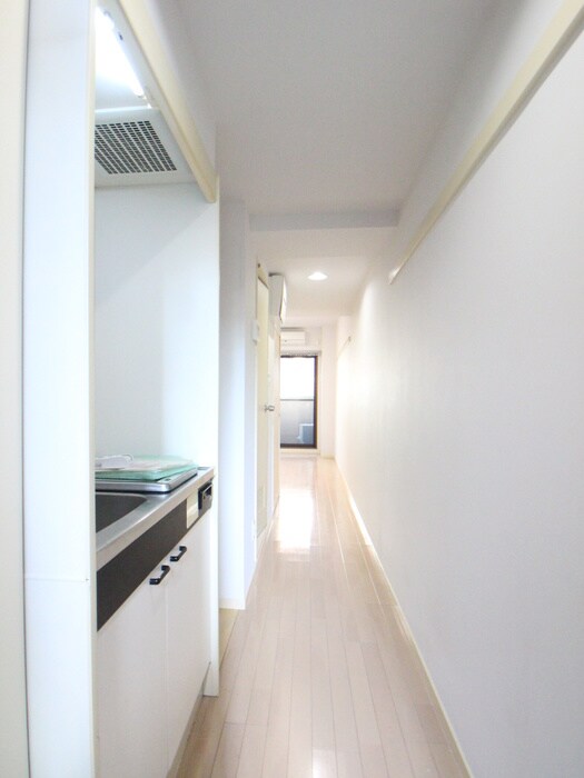 物件内観写真9　(玄関)