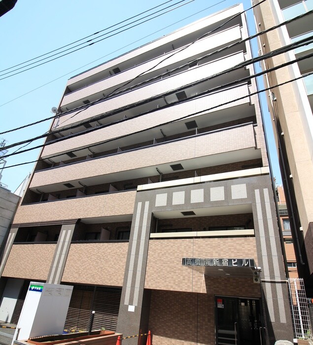 物件外観写真5　(エントランス部分)