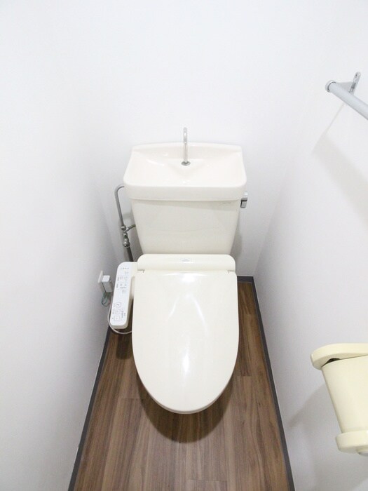 物件内観写真13　(トイレ)