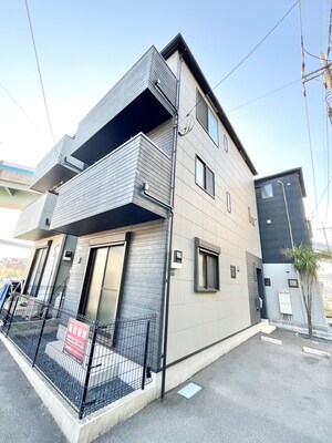 本町西5丁目戸建外観写真