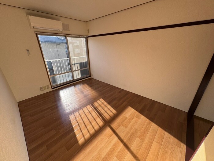 グリーンハイツの居室