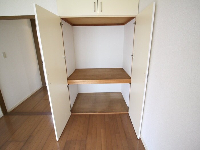 物件内観写真11　(収納)
