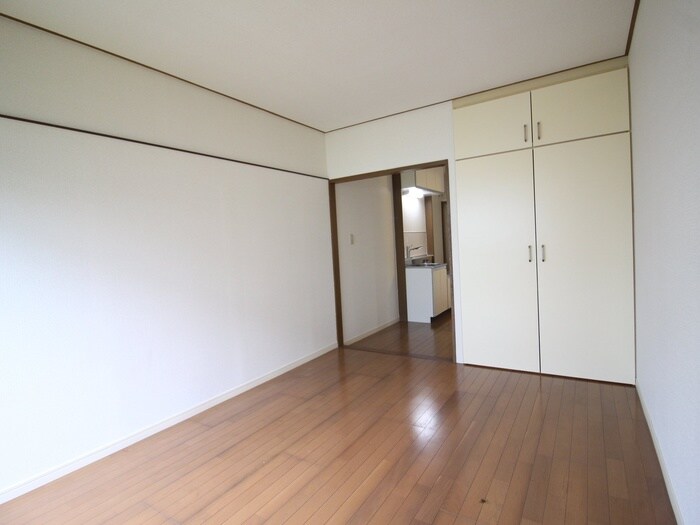 物件内観写真12　(居室)