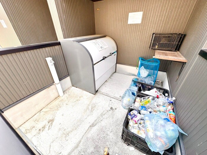 物件外観写真5　(建物設備)