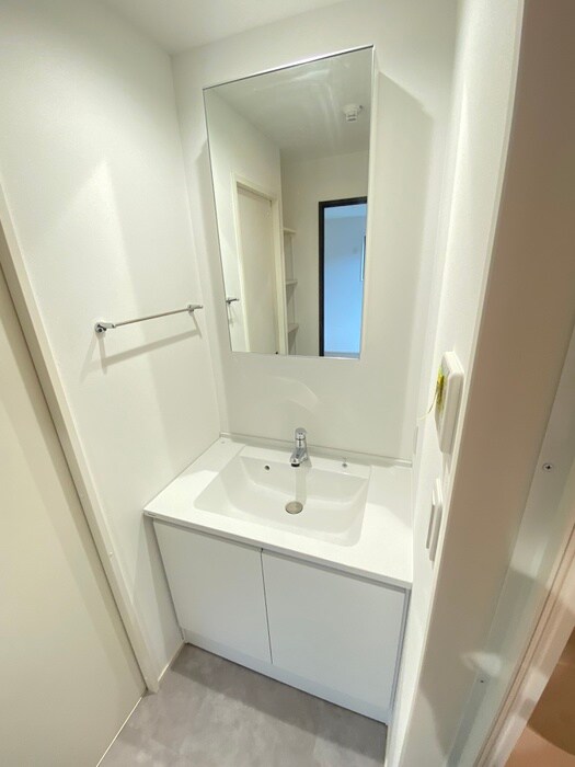 物件内観写真13　(洗面)