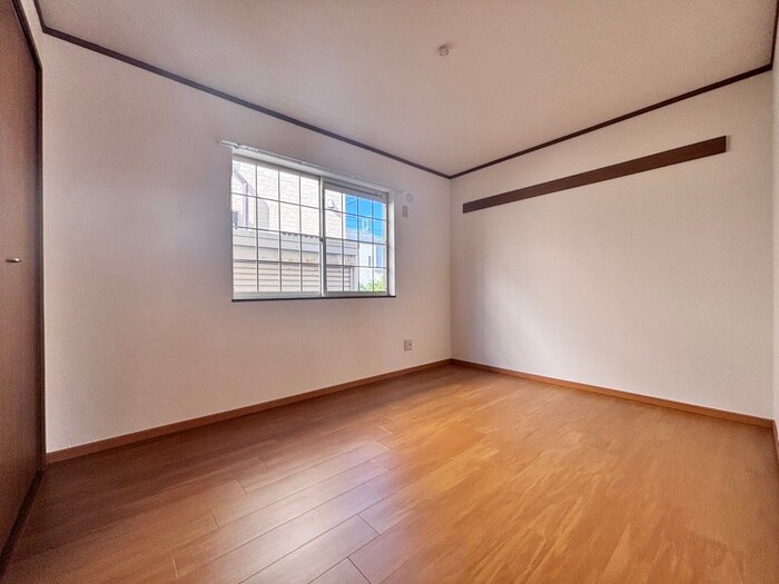 物件内観写真8　(居室)