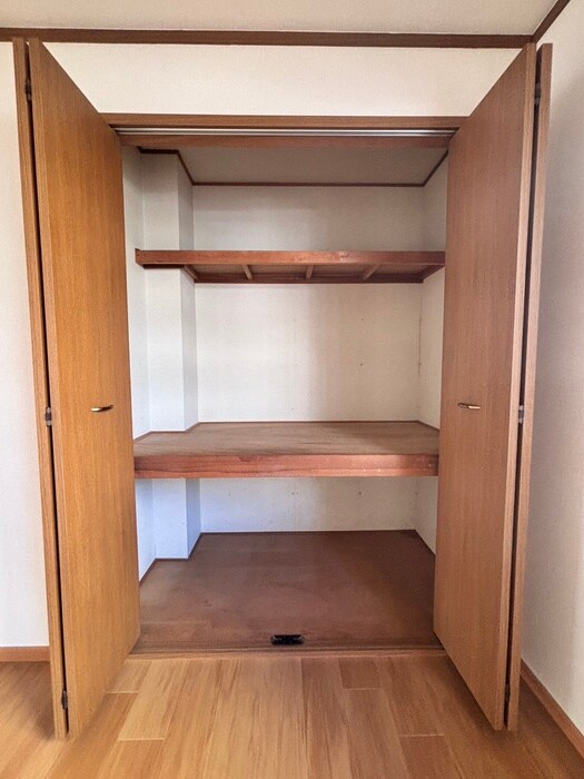 物件内観写真18　(収納)