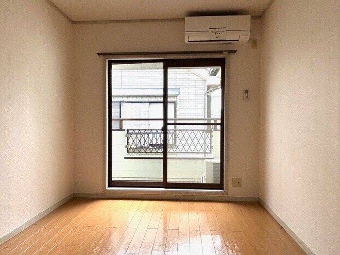 物件内観写真5　(居室)