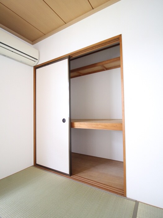 物件内観写真13　(収納)