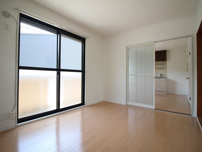 物件内観写真18　(居室)