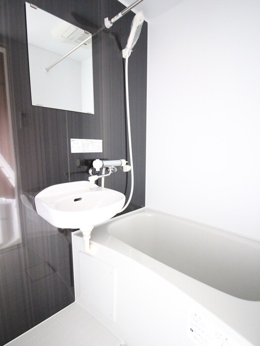 物件内観写真8　(バス／シャワールーム等)