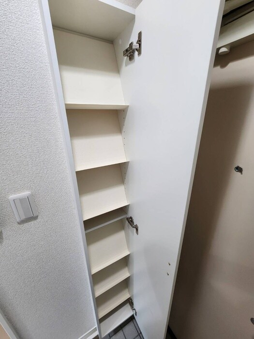 物件内観写真14　(靴箱)