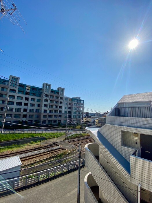 物件内観写真20　(室内からの展望)