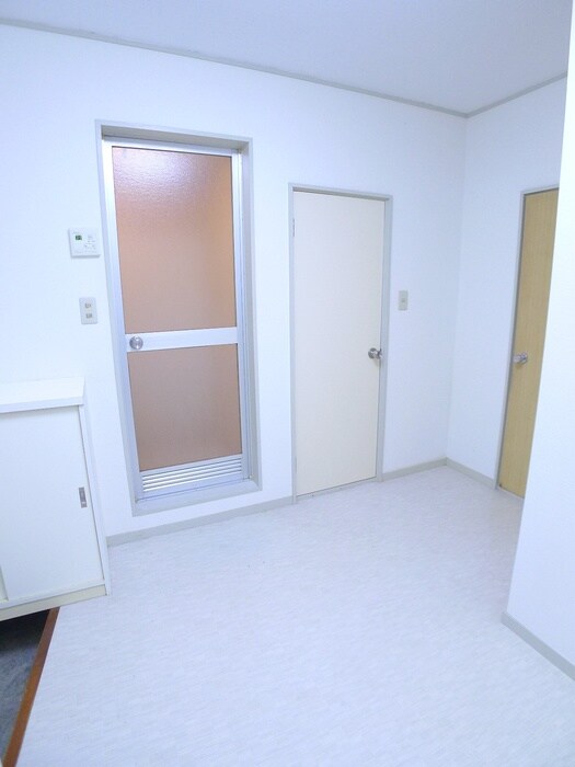 物件内観写真12　(居室)