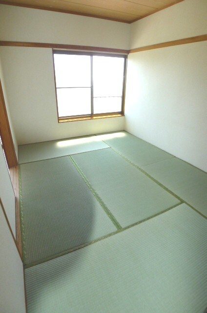 物件内観写真15　(室内からの展望)