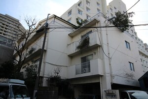 ハウス成田外観写真