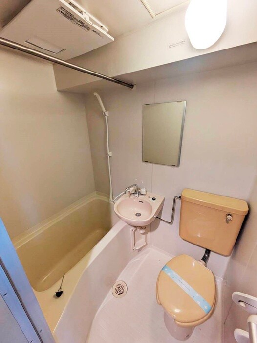 物件内観写真12　(バス／シャワールーム等)