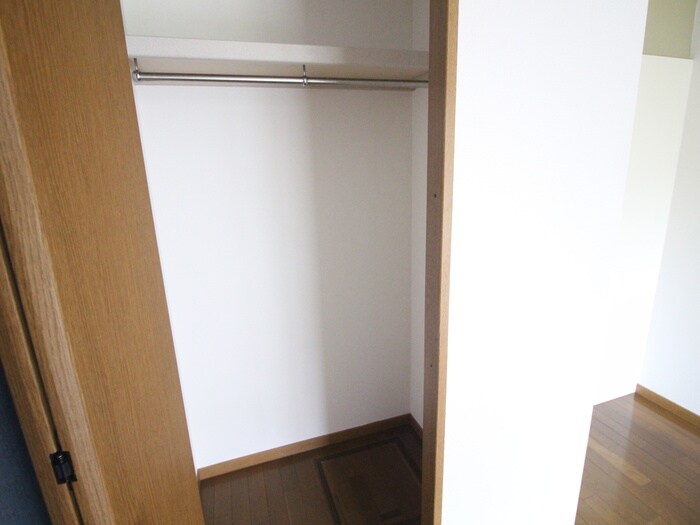 物件内観写真21　(収納)