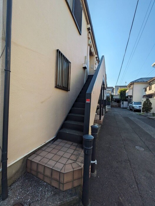 物件外観写真5　(エントランス部分)